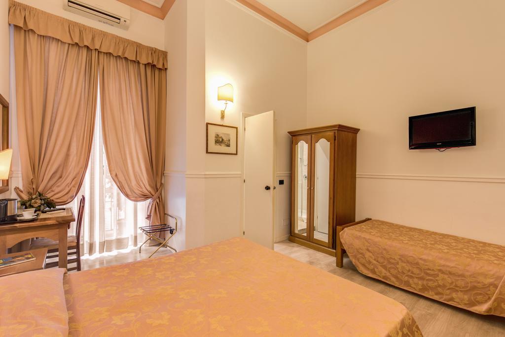 Hotel Martini Roma Cameră foto