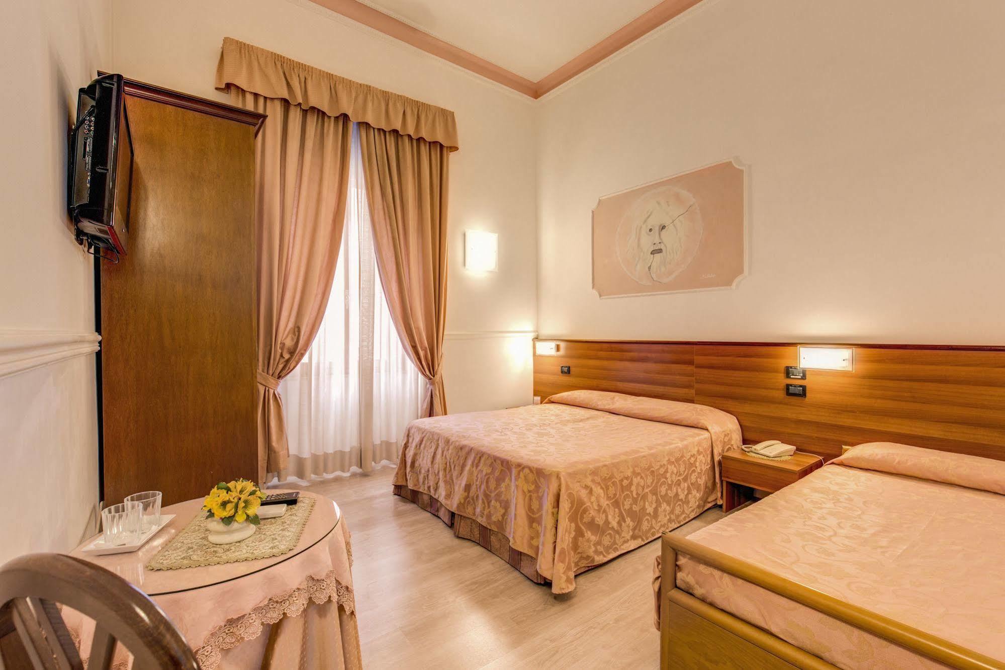 Hotel Martini Roma Exterior foto
